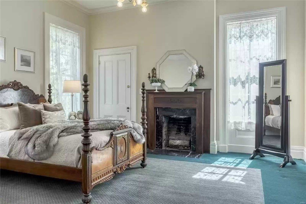 1858 Larimore House (16)