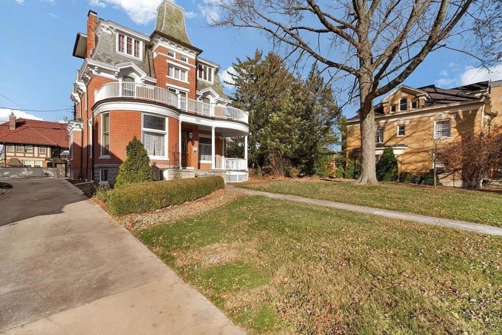1875 Second Empire For Sale In Kokomo Indiana (1)