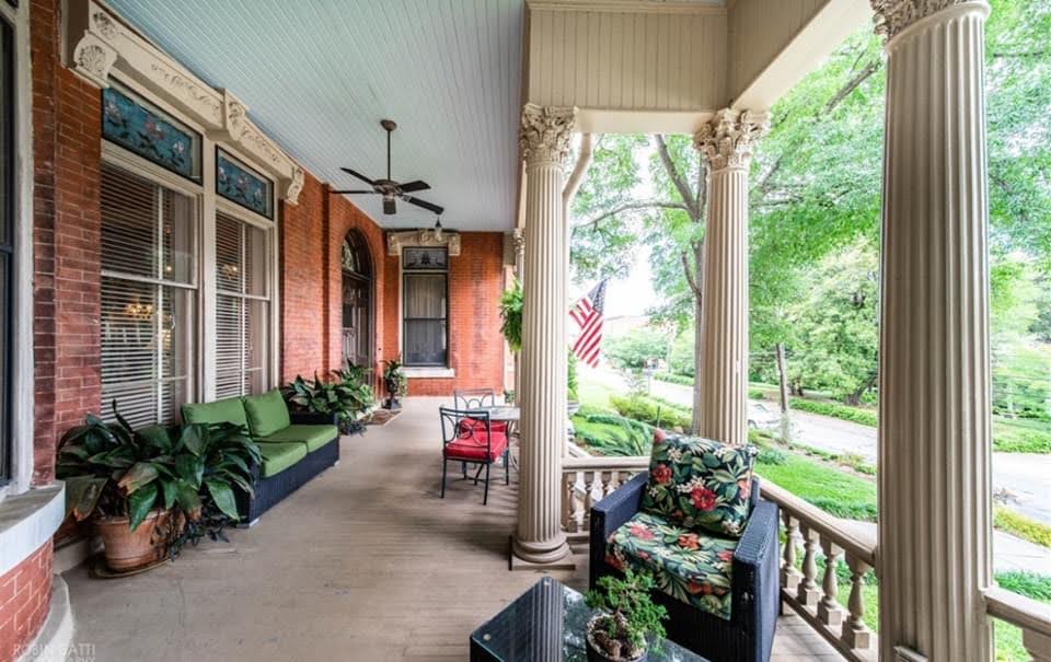 1887 Burke Mansion For Sale In Macon Georgia (4)