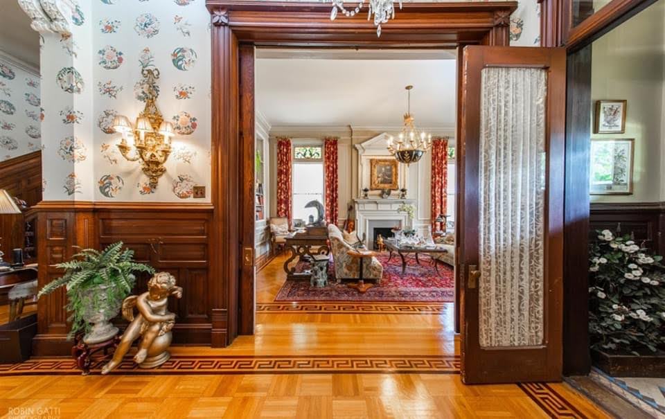 1887 Burke Mansion For Sale In Macon Georgia (7)