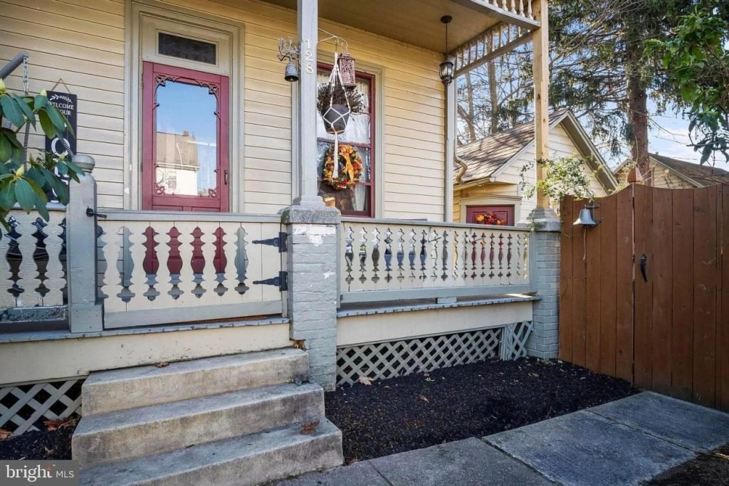 1892 Victorian For Sale In Harrisburg Pennsylvania (4)