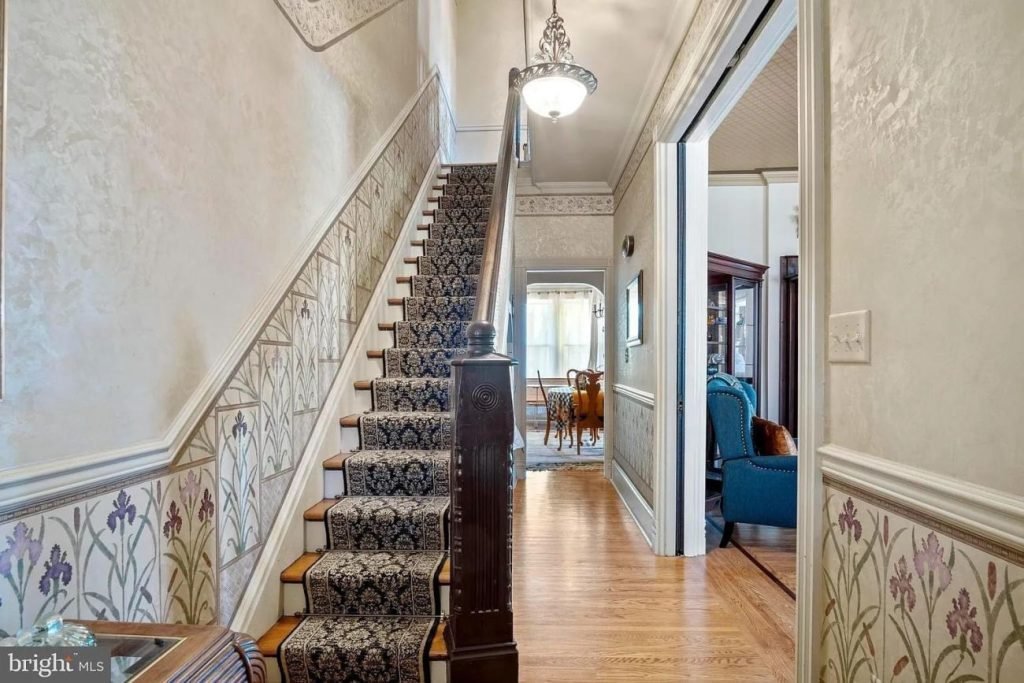 1892 Victorian For Sale In Harrisburg Pennsylvania (6)