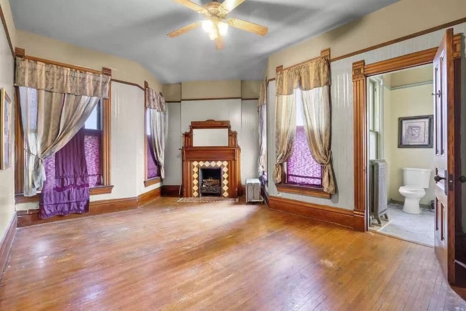 1893 Queen Anne For Sale In Vinton Iowa (13)