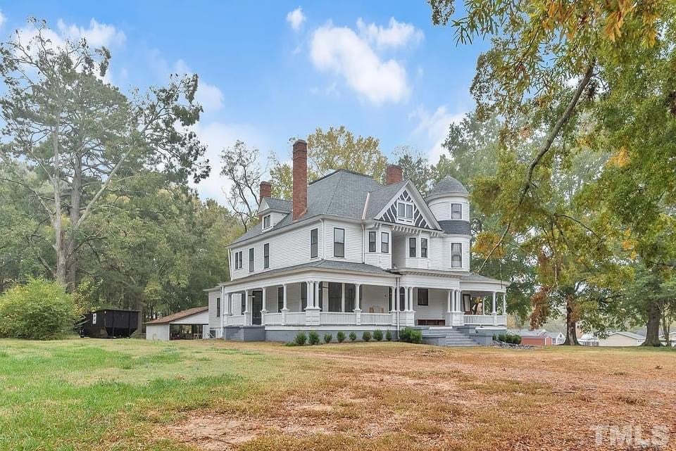 1904 Fixer Upper For Sale In Franklinton North_yyth (13)