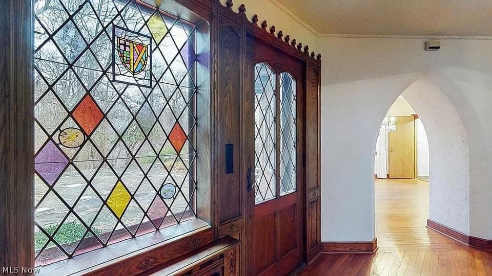 1935 Tudor Revival For Sale In Brecksville Ohio (2)
