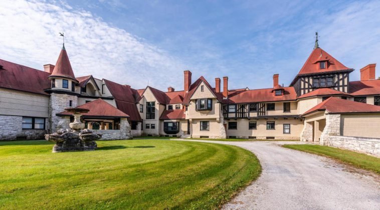 1885 Elm Court Gilded Age Mansion (2)