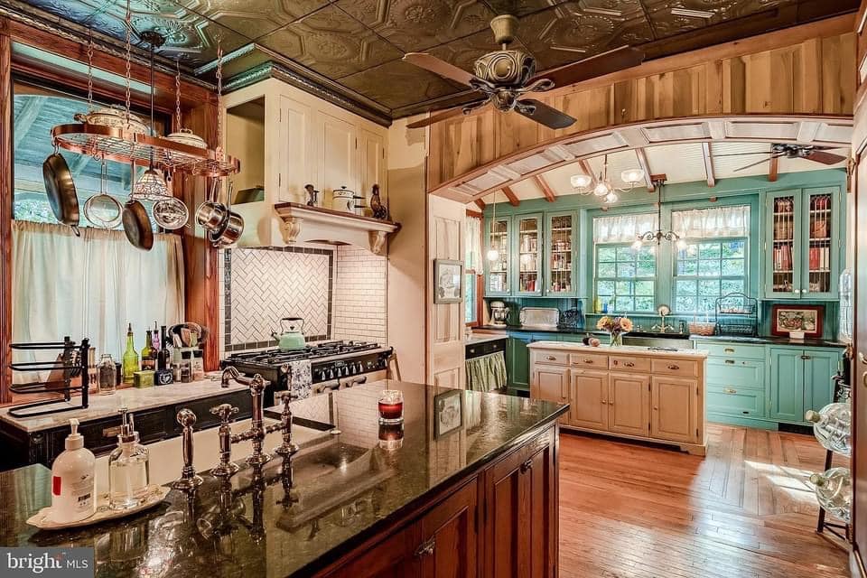 1893 Victorian For Sale In Wyncote Pennsylvania (8)