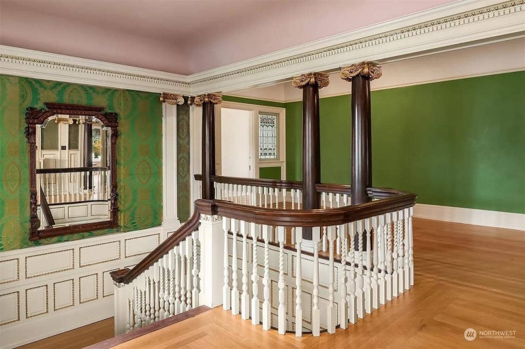 1907 Rust Mansion For Sale In Tacoma Washington (9)
