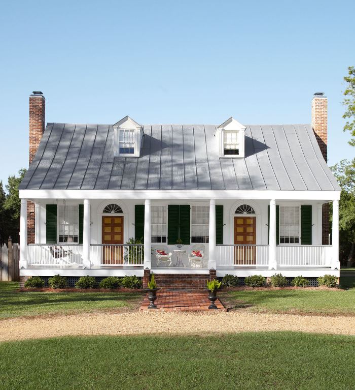 Historic-Mississippi-Farmhouse-After-Restoration (1)