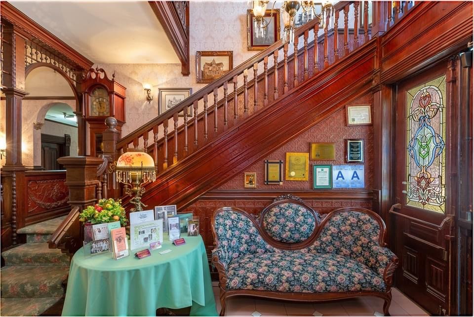 1890 Edwards Mansion For Sale In Redlands Californi (4)