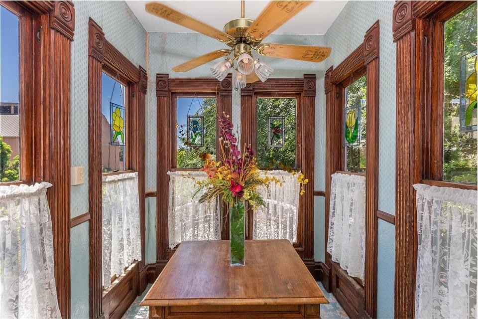 1890 Edwards Mansion For Sale In Redlands Californi (5)