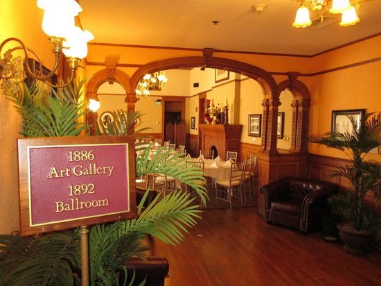 tippecanoe-place-restaurant (12)