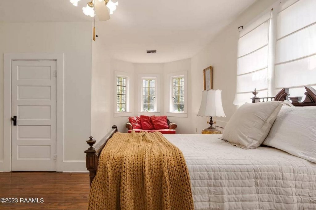 1899 Victorian For Sale In Broussard Louisiana (16)