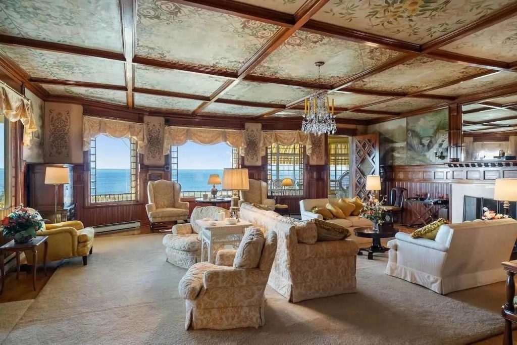 1900 Victorian For Sale In Mackinac Island Michigan (2)