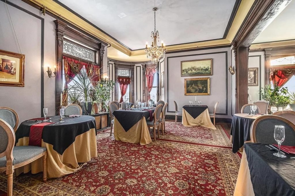 1895 Mansion For Sale In Kalamazoo Michigan (6)