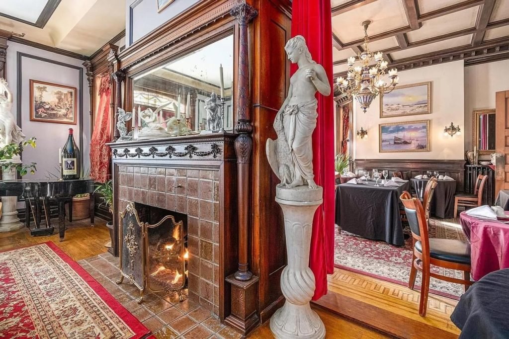 1895 Mansion For Sale In Kalamazoo Michigan (7)