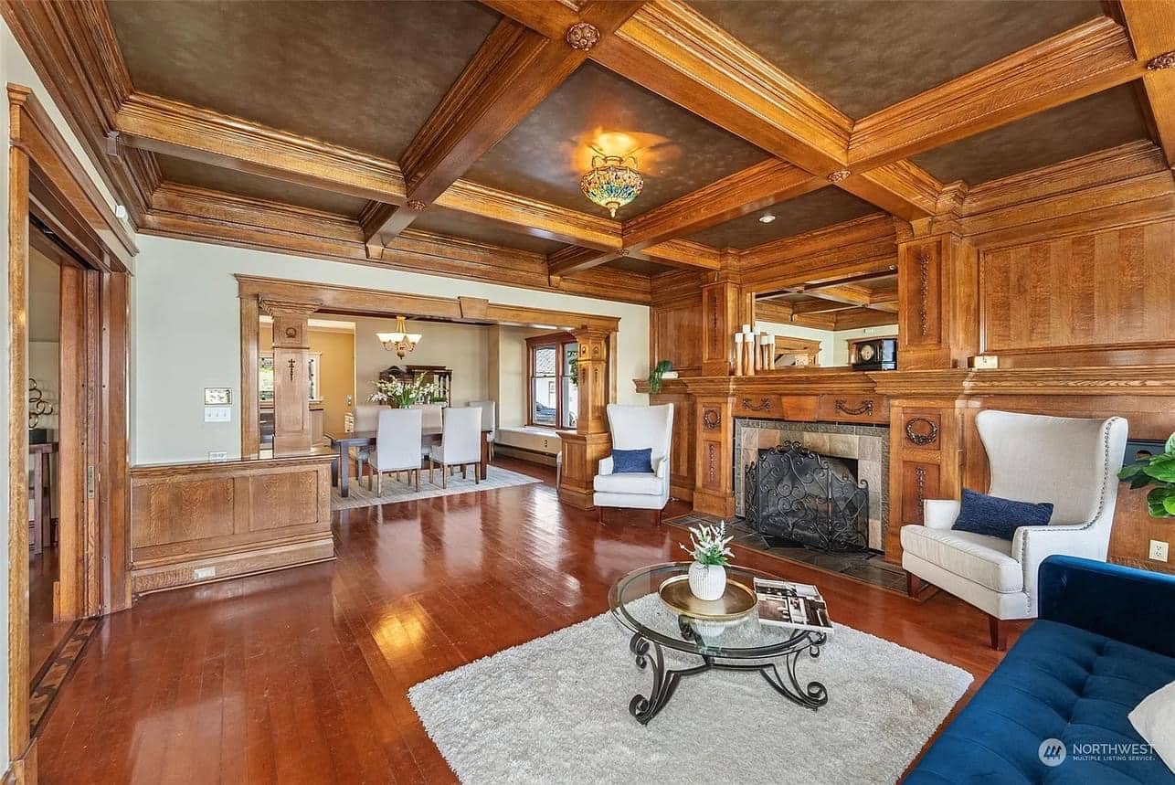 1726508512_486_1913-Waterfront-House-In-Olalla-Washington-8212-Captivating-Houses.jpeg