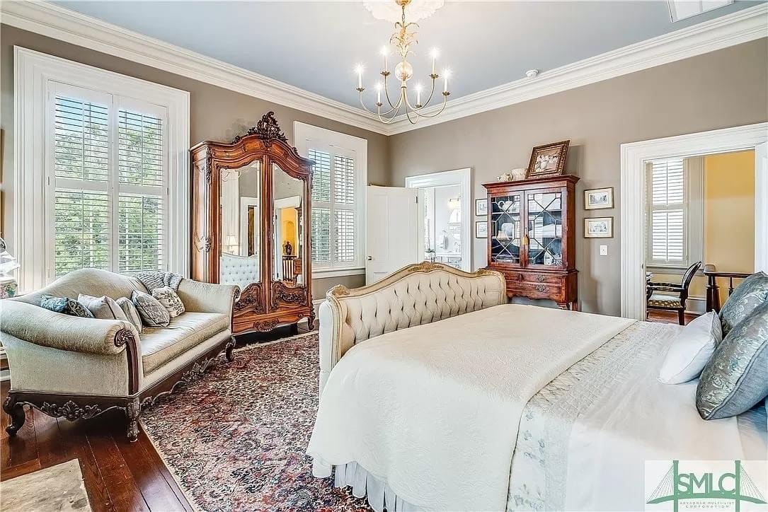 1728665247_818_1868-Historic-House-For-Sale-In-Savannah-Georgia-8212-Captivating.jpeg