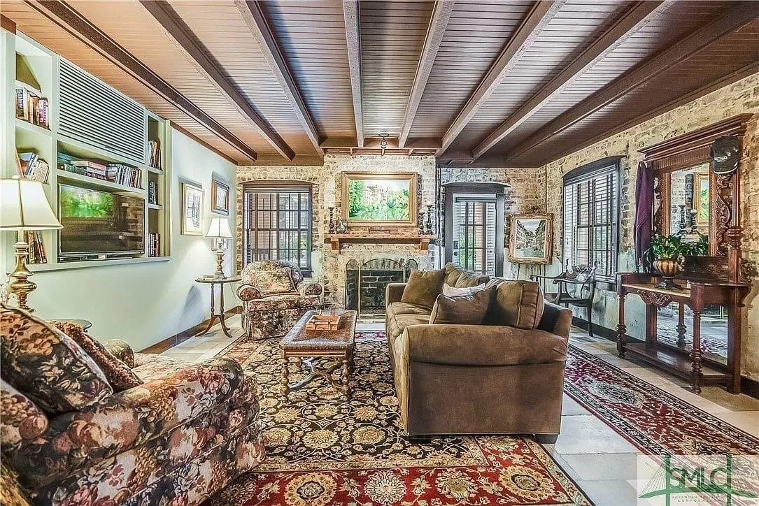 1728665251_923_1868-Historic-House-For-Sale-In-Savannah-Georgia-8212-Captivating.jpeg