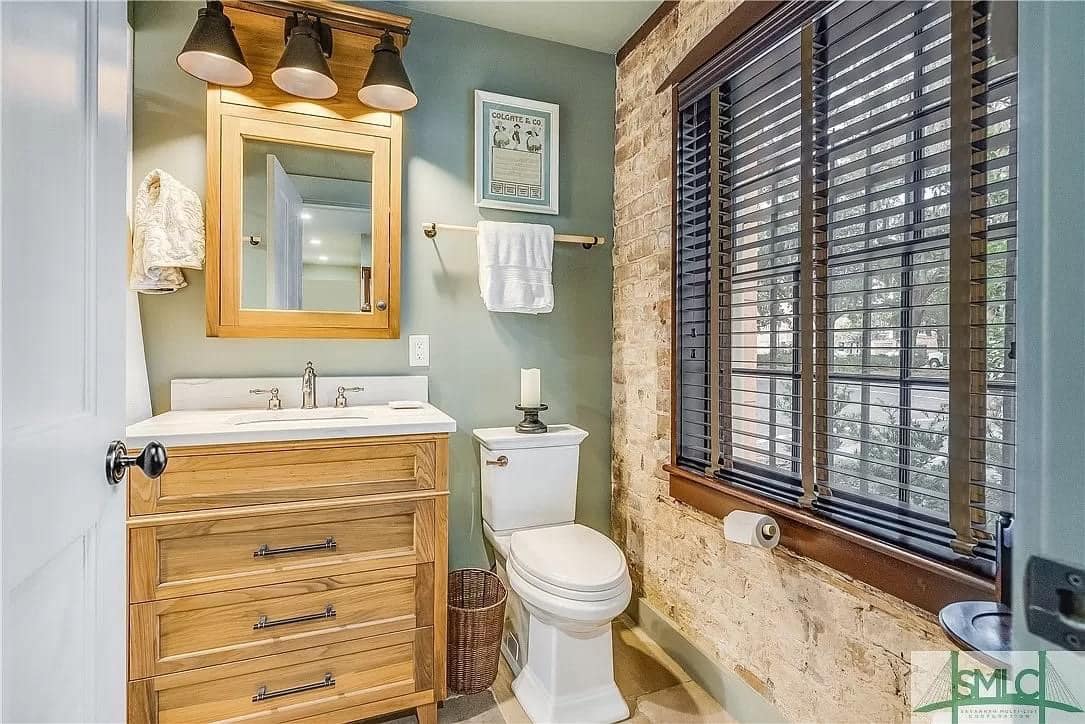 1728665254_929_1868-Historic-House-For-Sale-In-Savannah-Georgia-8212-Captivating.jpeg