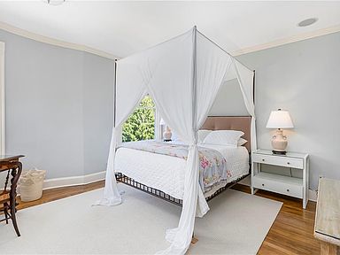 dc5f386d2bc0513aaf2ca9383bed1d54-cc_ft_384