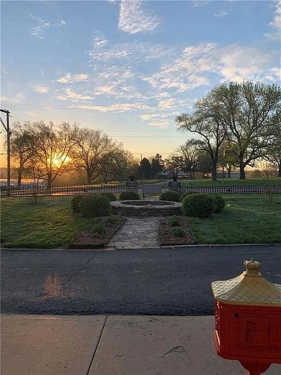 1735670240_603_1910-Van-Noy-Mansion-In-Kansas-City-Missouri-8212-Captivating.jpeg