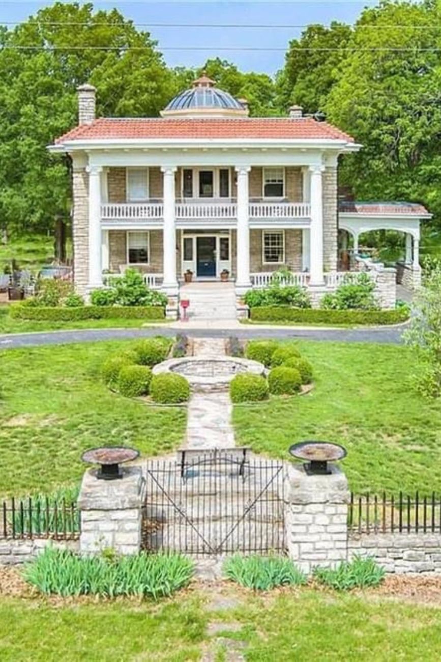 1910-Van-Noy-Mansion-In-Kansas-City-Missouri-8212-Captivating.jpg