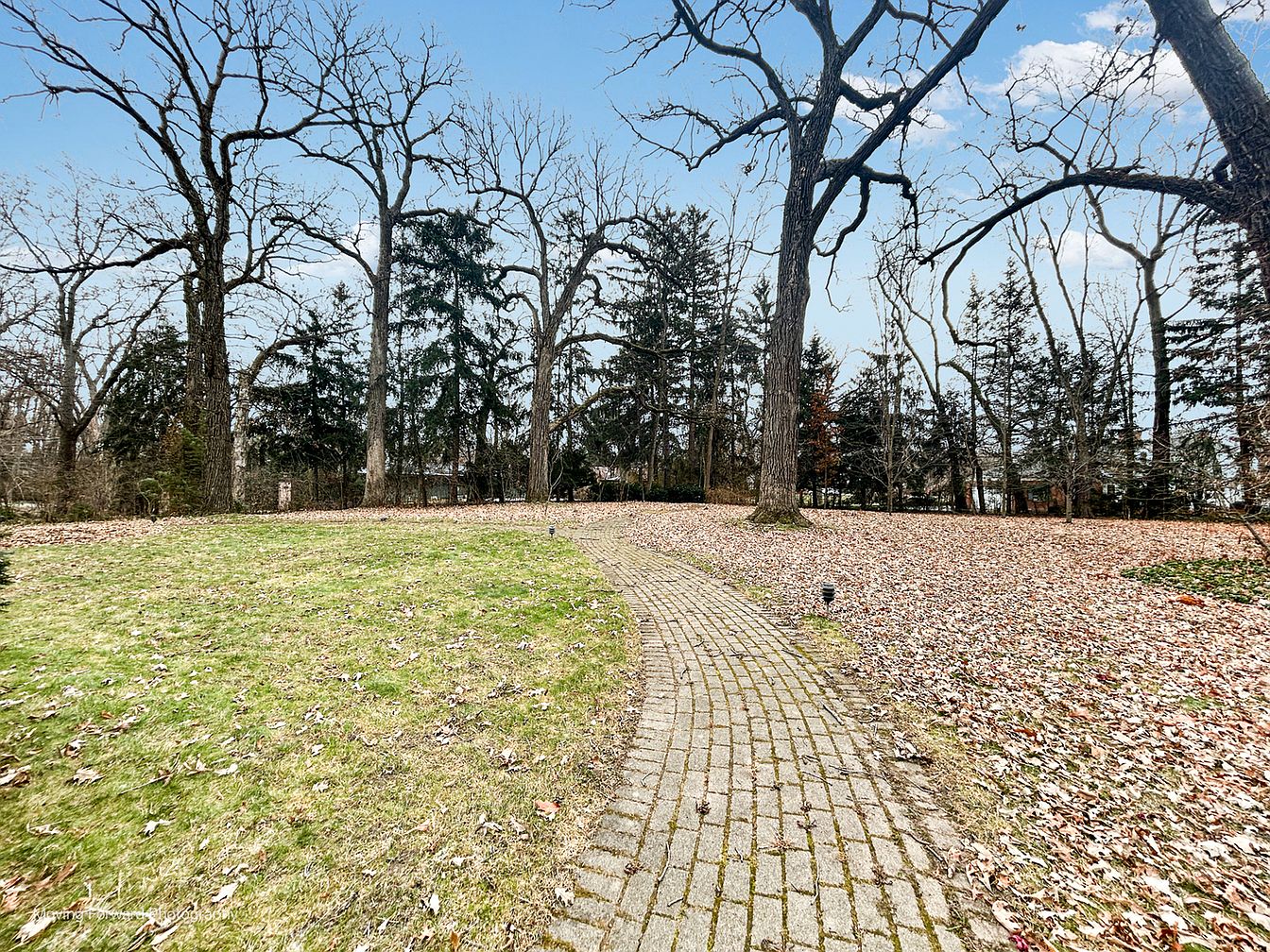 6b753d3096bf27e00aeb29d9499ae84f-uncropped_scaled_within_1344_1008