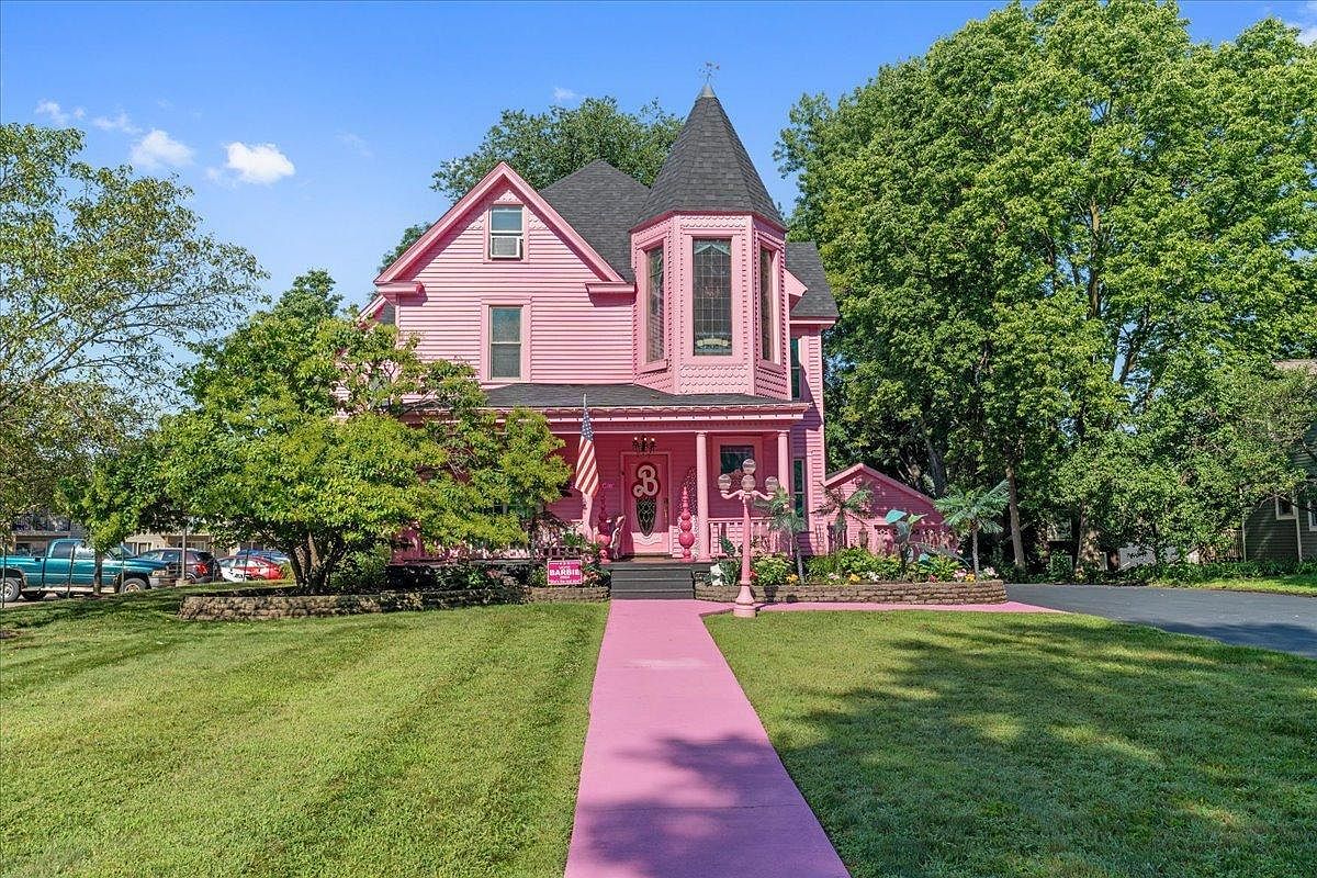 e46a0ba9f832b11b4585b406e5137859-uncropped_scaled_within_1344_1008