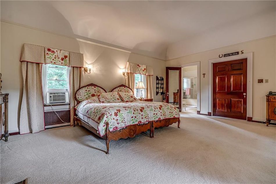 1747676696_445_1905-Kelly-House-by-McClure-amp-Spahr-Reduced-to-45M.jpg