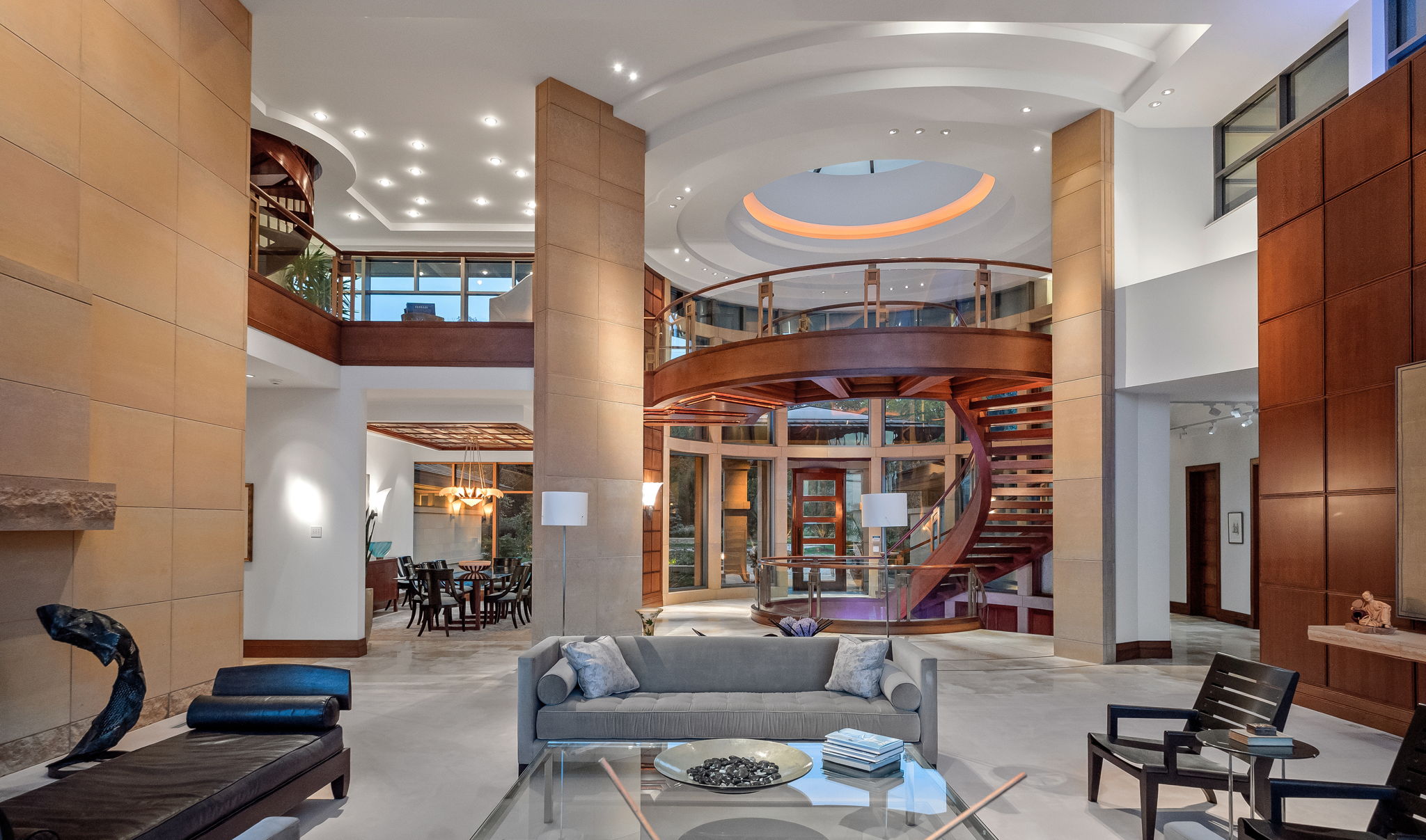 1753277072_383_999-Million-Cass-Lake-Contemporary-Retreat-Designed-by-Architect-Lou.jpg