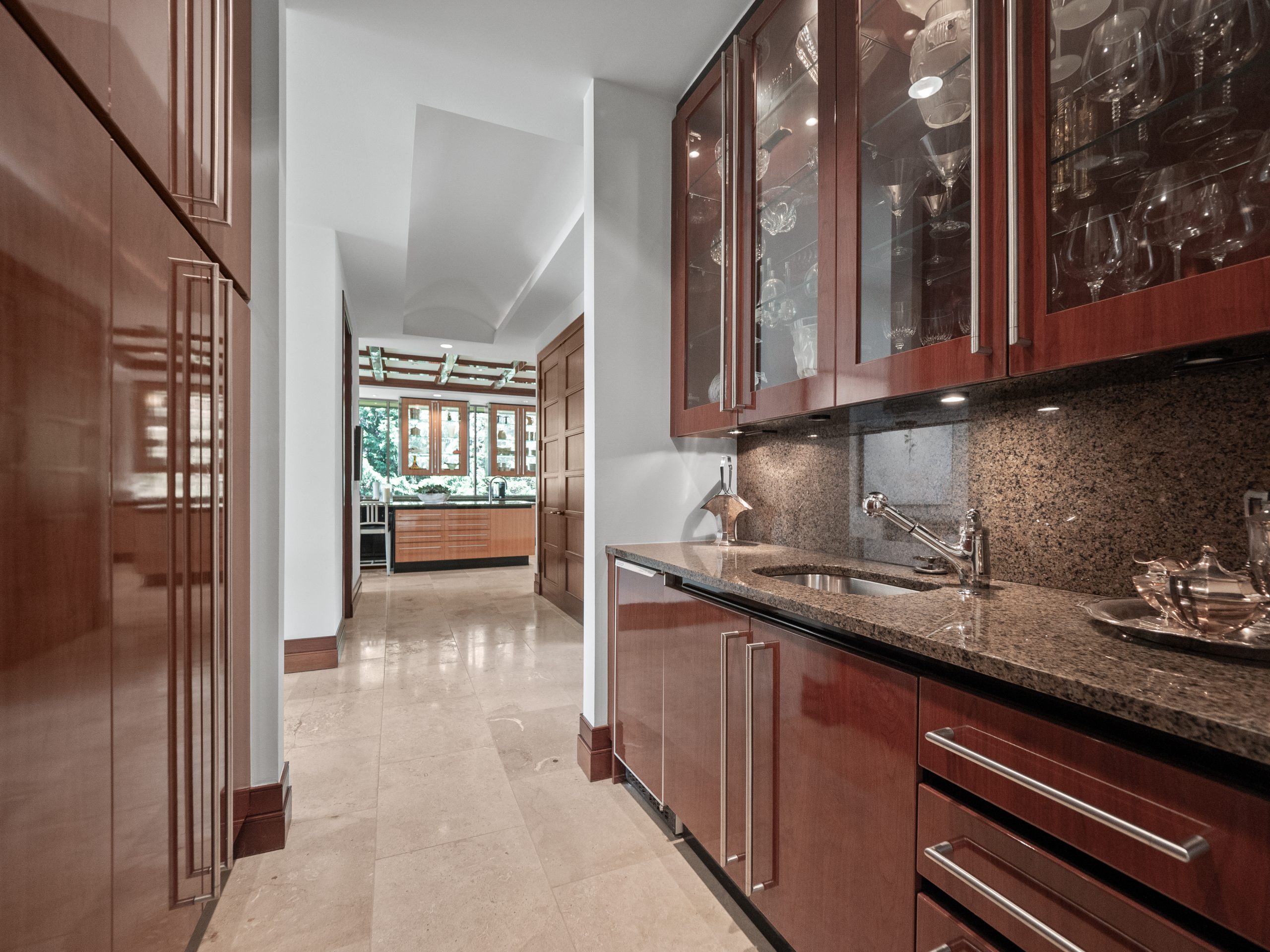 1753277088_850_999-Million-Cass-Lake-Contemporary-Retreat-Designed-by-Architect-Lou.jpg