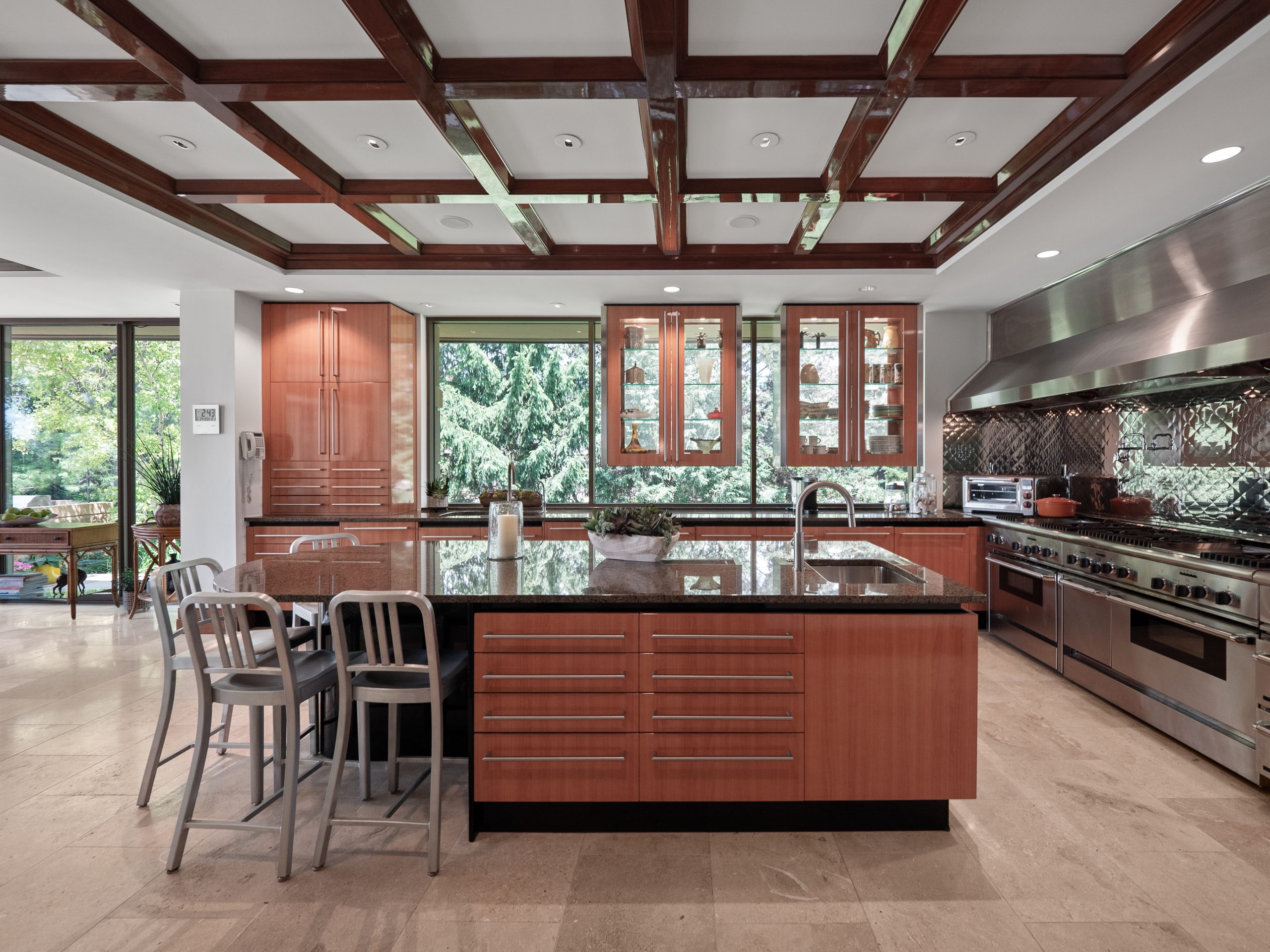 1753277091_161_999-Million-Cass-Lake-Contemporary-Retreat-Designed-by-Architect-Lou.jpg