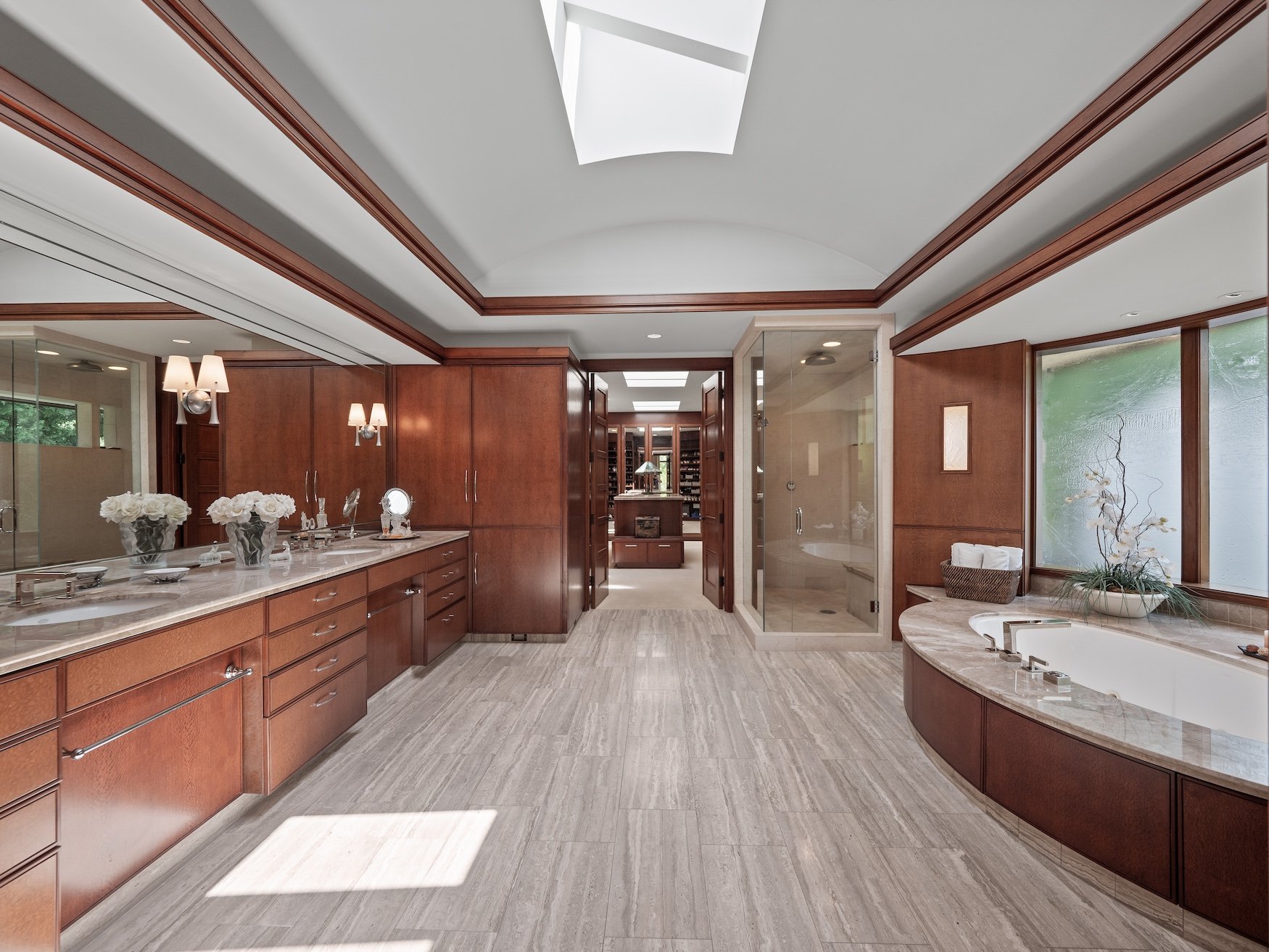 1753277119_120_999-Million-Cass-Lake-Contemporary-Retreat-Designed-by-Architect-Lou.jpg