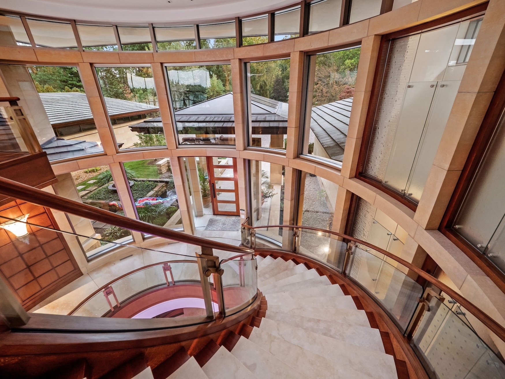1753277135_160_999-Million-Cass-Lake-Contemporary-Retreat-Designed-by-Architect-Lou.jpg