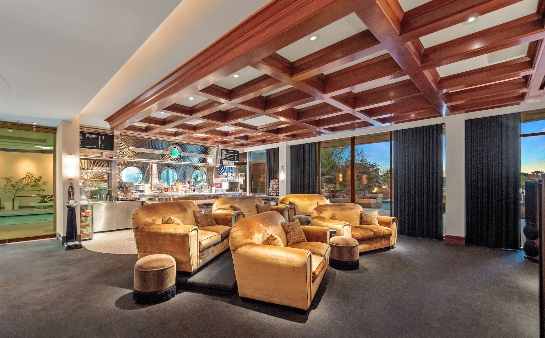 1753277163_362_999-Million-Cass-Lake-Contemporary-Retreat-Designed-by-Architect-Lou.jpg