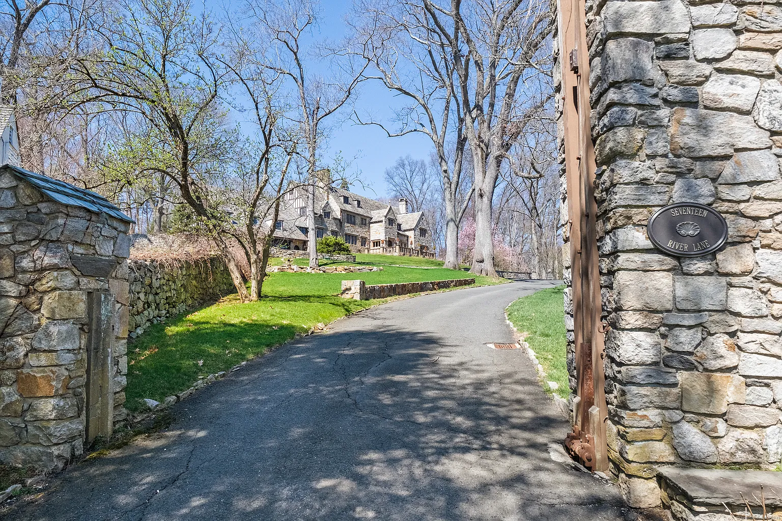 1753277812_302_Circa-1929-Stone-Manor-Asks-585-Million-in-Westport-Connecticut.webp.webp