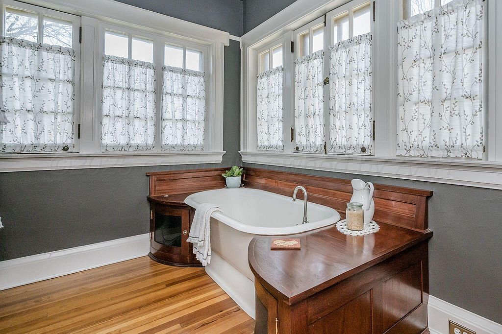 65981784aefafec2370f8293cb0d267e-o_a