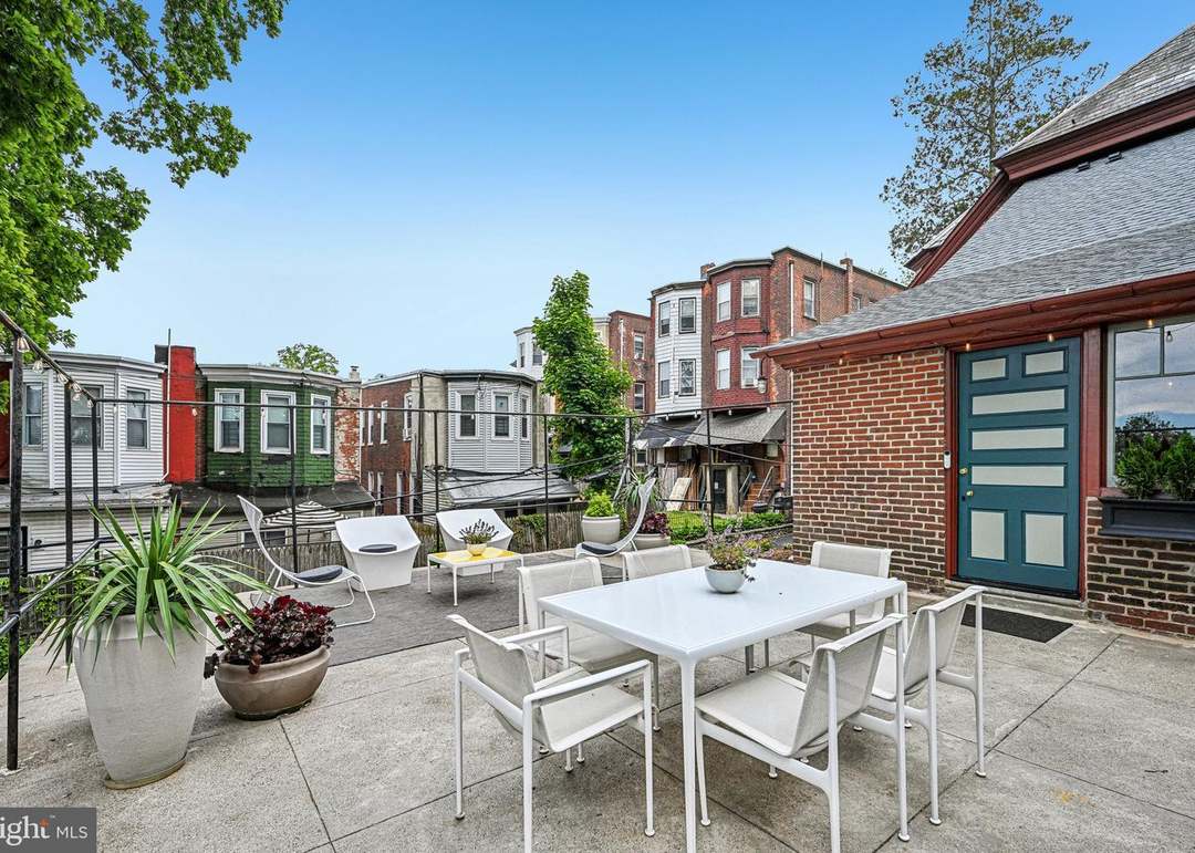 51 E Penn St, Philadelphia, PA 19144 (39)