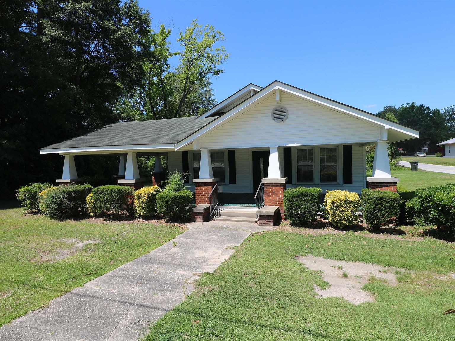 302 S Main St., Lake View, SC 29563