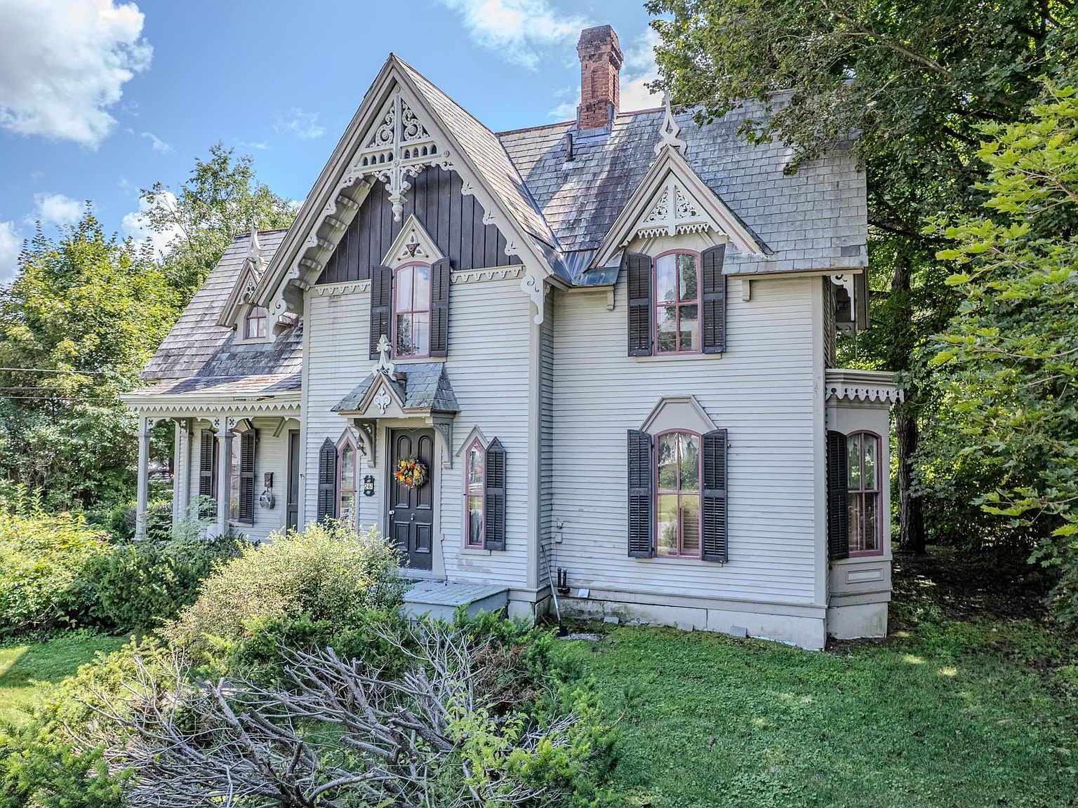 261 Church Street, Poultney, VT 05764