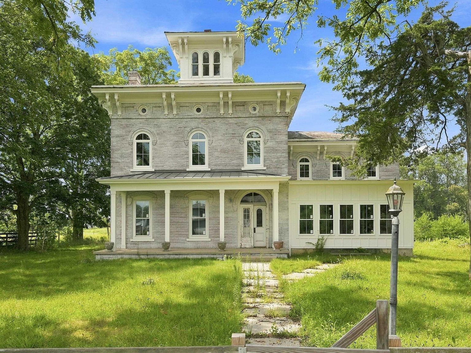 17935 West Rd, Huntertown, IN 46748