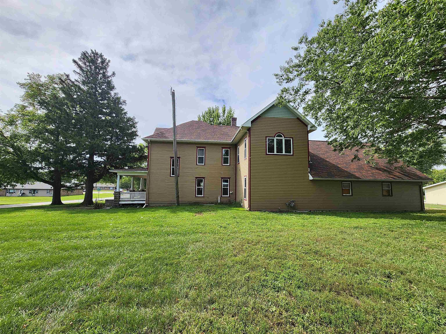 003-401-fairburn-st-fonda-ia-50540