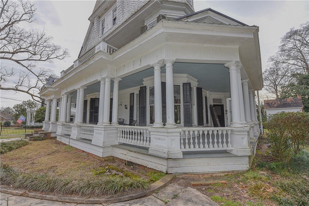 507 N Main St, Abbeville, SC 29620