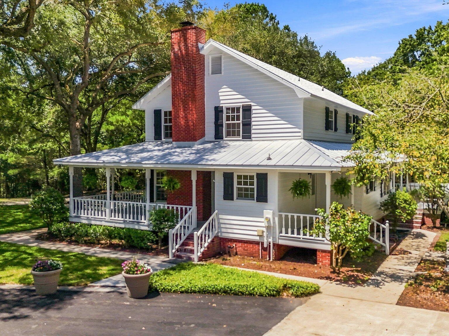 6302 Highway 165, Ravenel, SC 29470