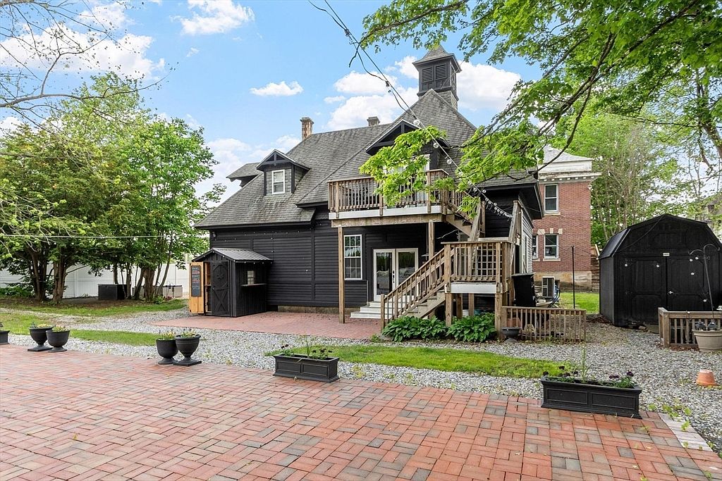 75 E Main St, Orange, MA 01364