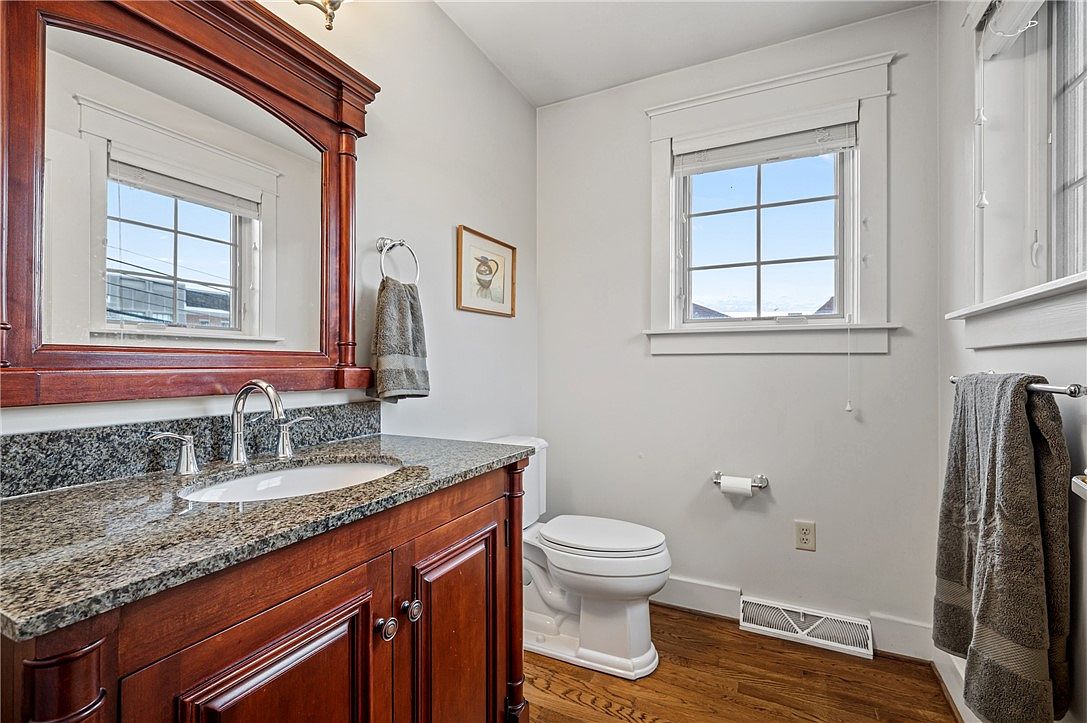 1363 Shady Ave, Pittsburgh, PA 15217