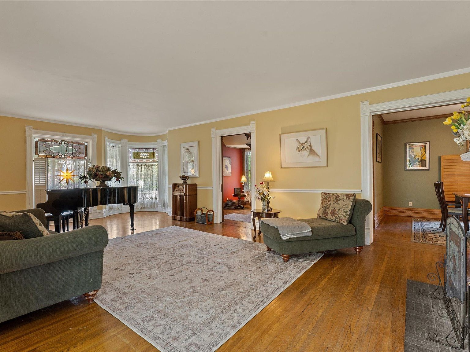 414 S 6th St, Goshen, IN 46526
