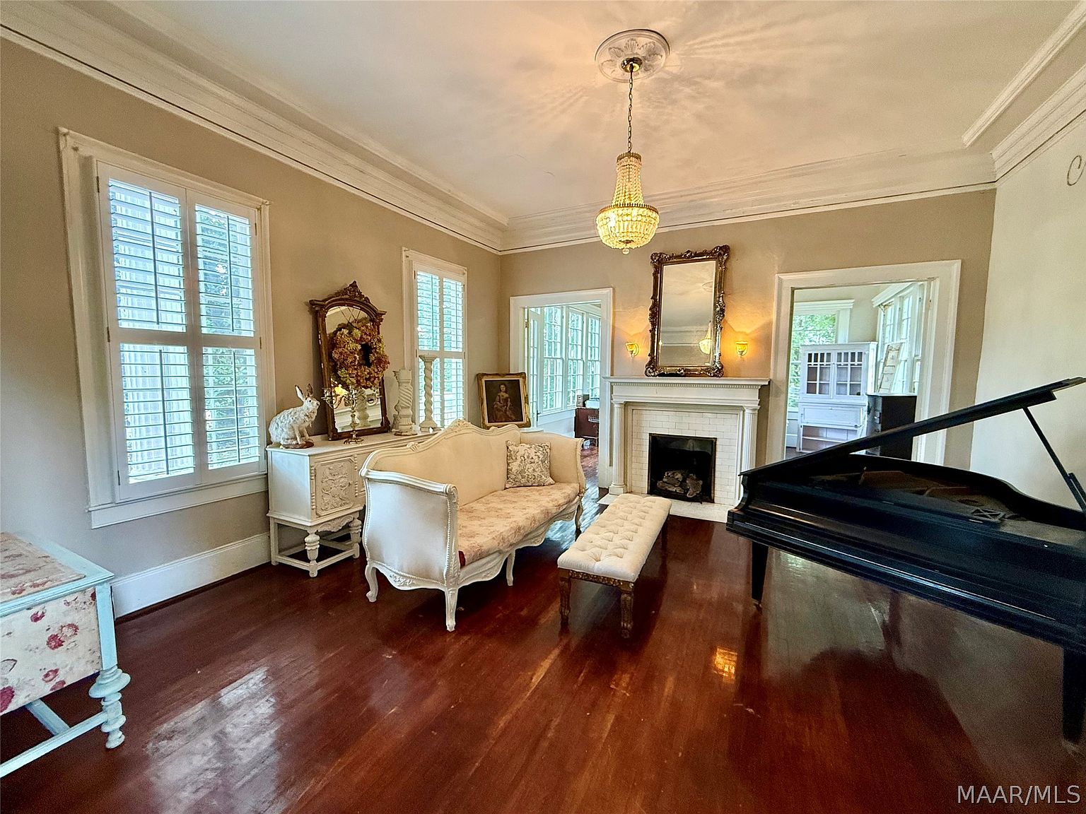 006-801-washington-st-marion-al-36756