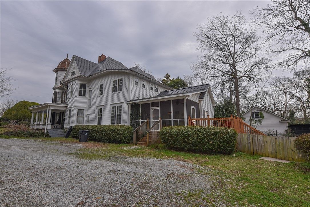 507 N Main St, Abbeville, SC 29620